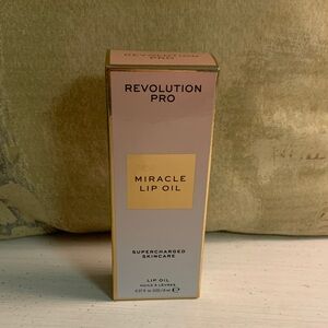 Revolution Pro Miracle Lip Oil